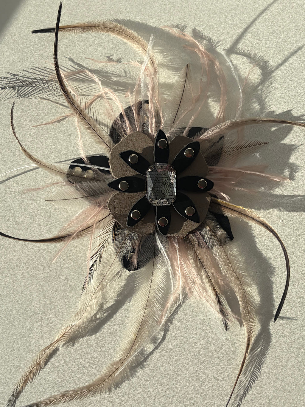 Ever-blooming feather brooch & hair clip