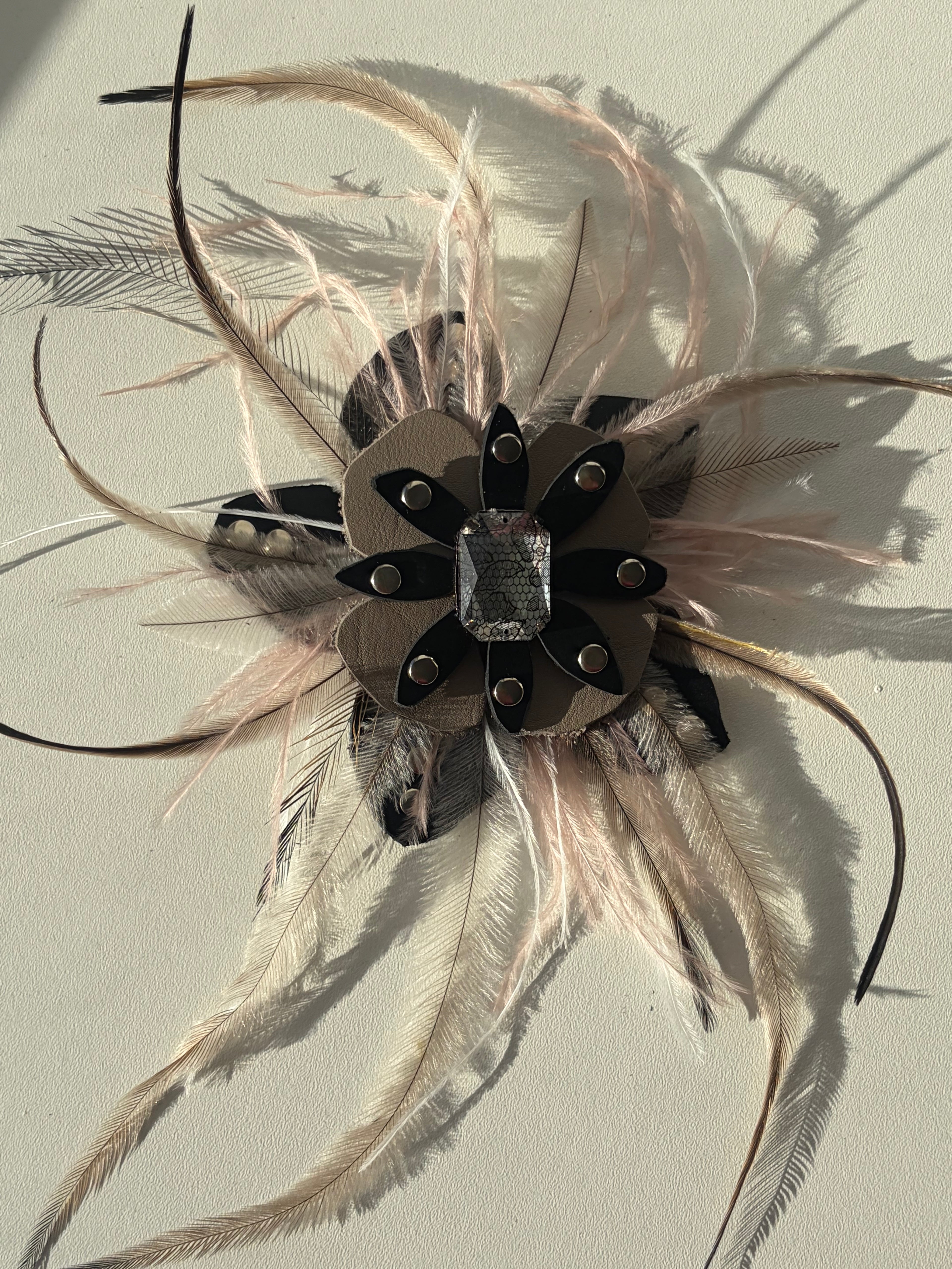 Ever-blooming feather brooch & hair clip