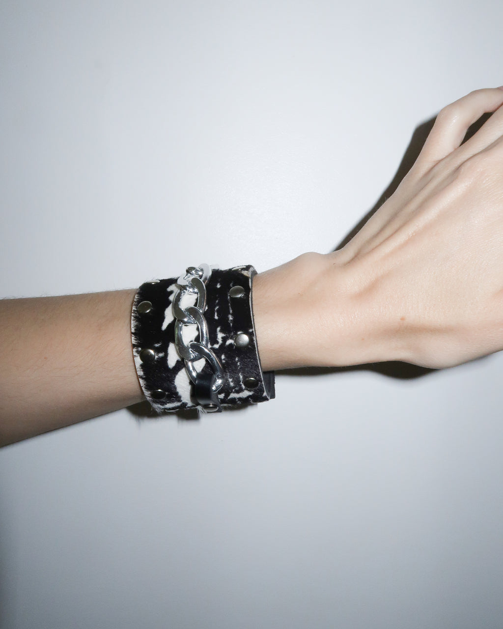 CHAIN CUFF TWEED LIMITED