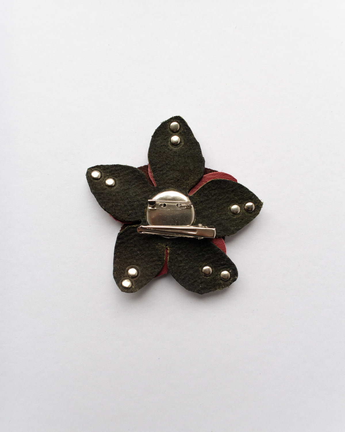 Ever-blooming brooch & hair clip olive green