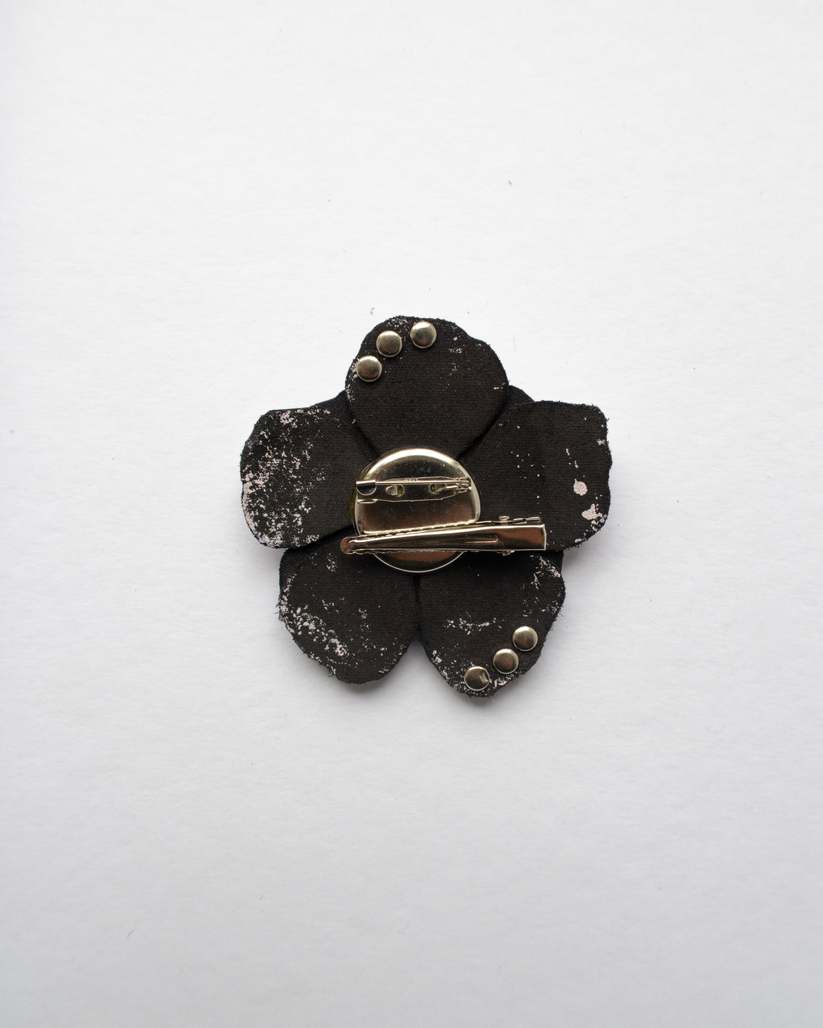 Ever-blooming brooch & hair clip pink