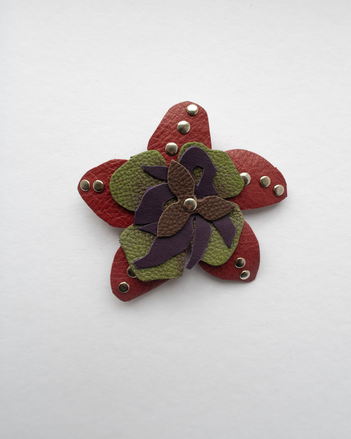 Ever-blooming brooch & hair clip rust red